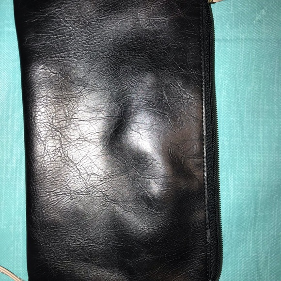 SOLD! Stone Mountain Clutch. - Picture 2 of 3